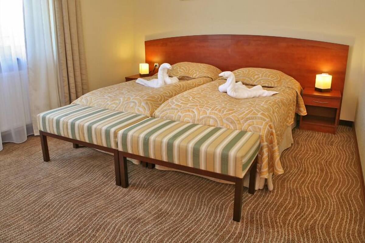 Quarto duplo | Roupas de cama premium, cofres nos quartos, berços (sobretaxa)
