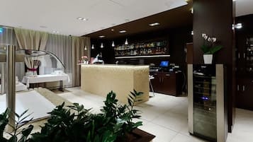 Bar (in der Unterkunft)