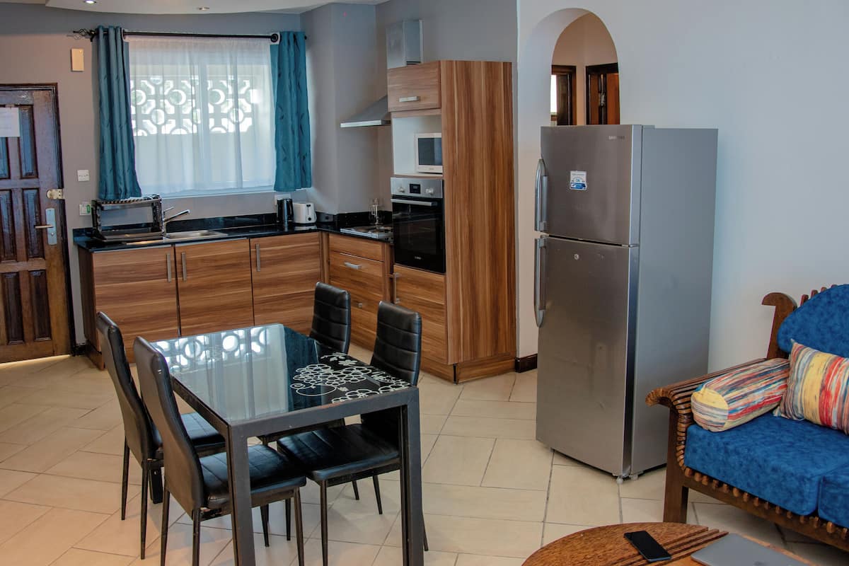 Caja de seguridad en la habitación y insonorización