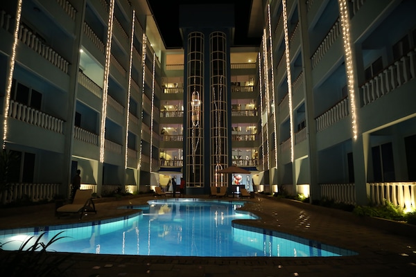 Outdoor pool, pool umbrellas, pool loungers