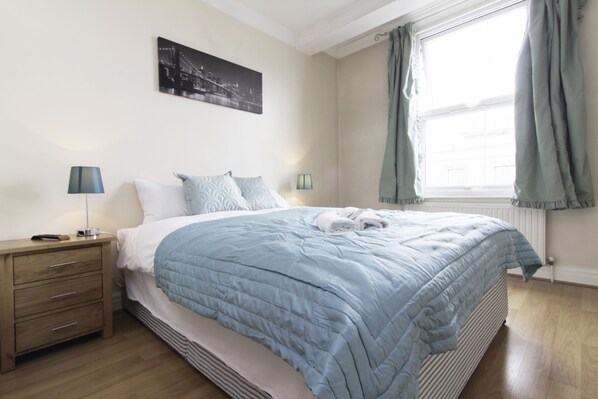 Iron/ironing board, free WiFi, bed sheets - London City Stay (London)