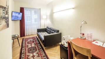 Basic Double or Twin Room, 1 Queen Bed, Refrigerator, Annex Building | Premium bedding, desk, laptop workspace, soundproofing