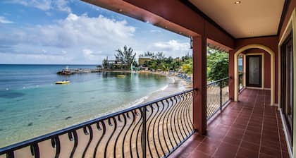 Jewel Paradise Cove Adult Beach Resort & Spa – All Inclusive