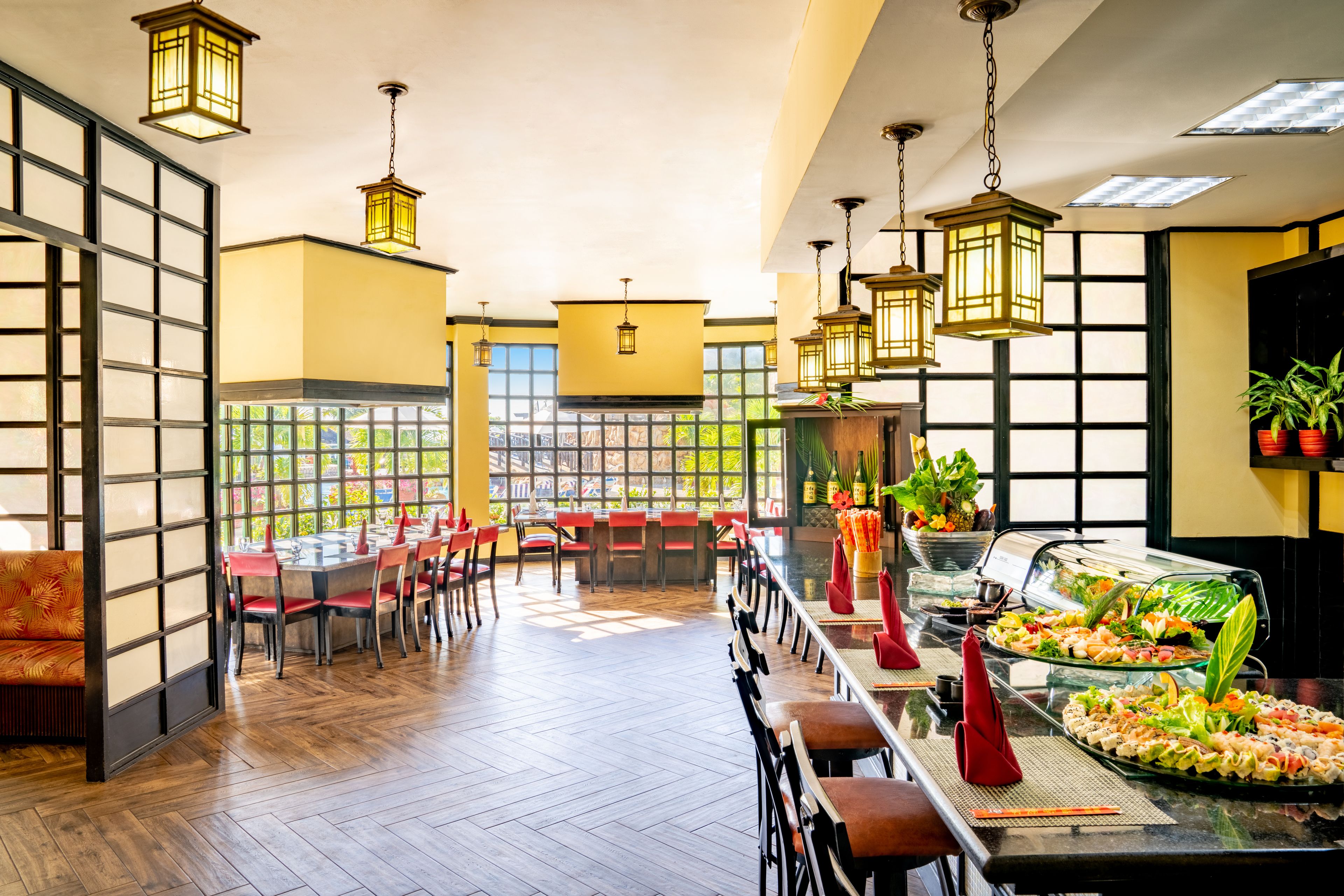 7 Restaurants; Frühstück, Mittagessen und Abendessen werden serviert
