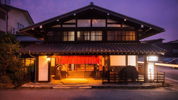 星評価なしの画像、1 / 107、ボタン