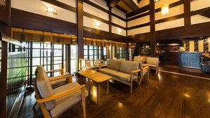 星評価なしの画像、2 / 107、ボタン