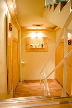 Staircase - KSTAR HOUSE (Seoul)