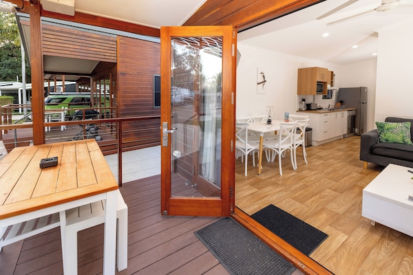 Superior 2 Bedroom Cabin | Terraza o patio