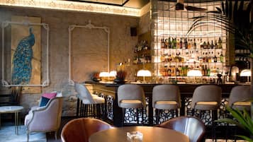 Bar (in der Unterkunft)