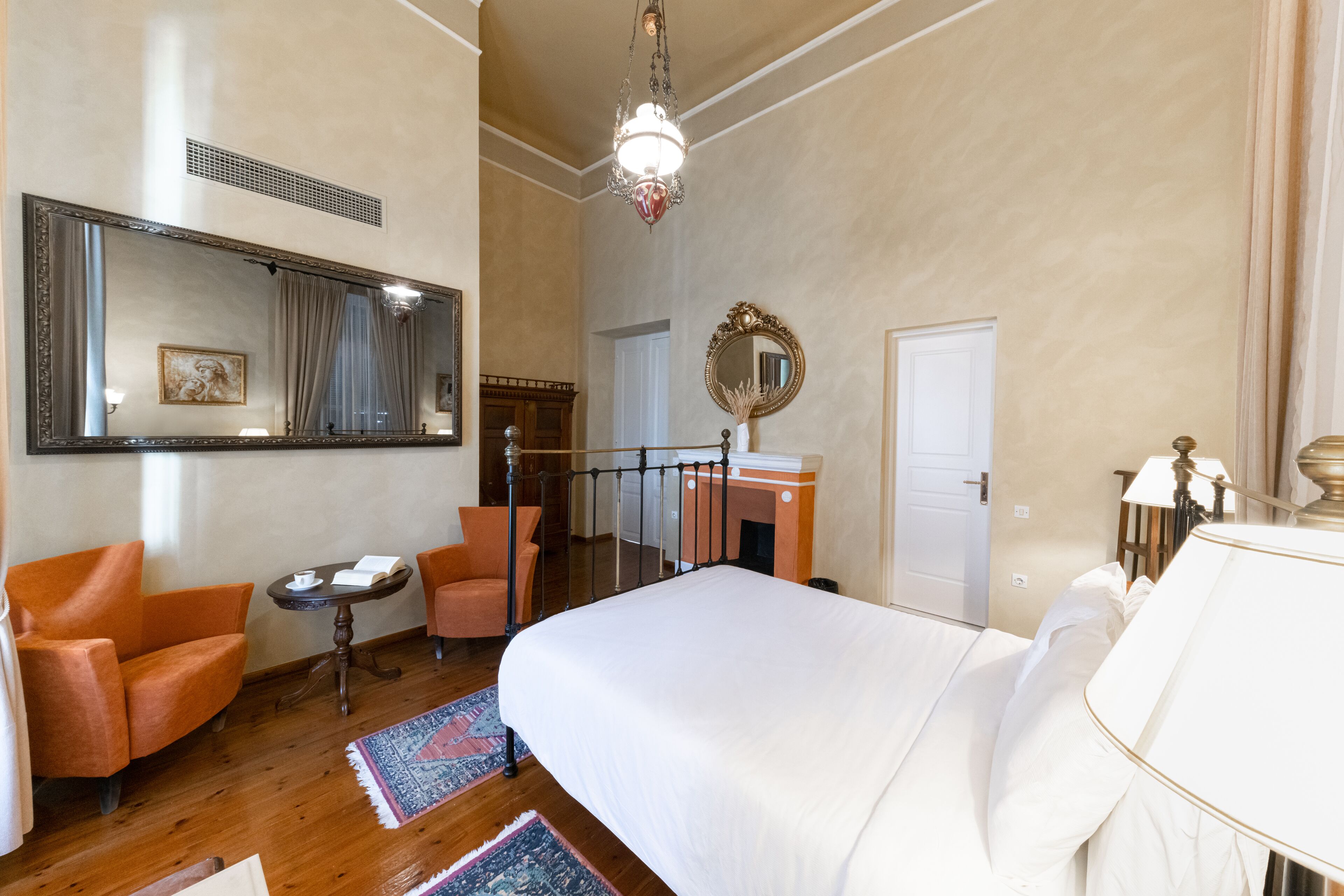 superior room | minibar, in-room safe, free wifi, bed sheets