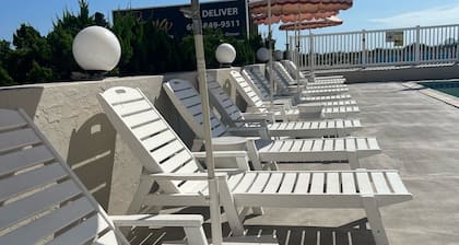 Coliseum Ocean Resort