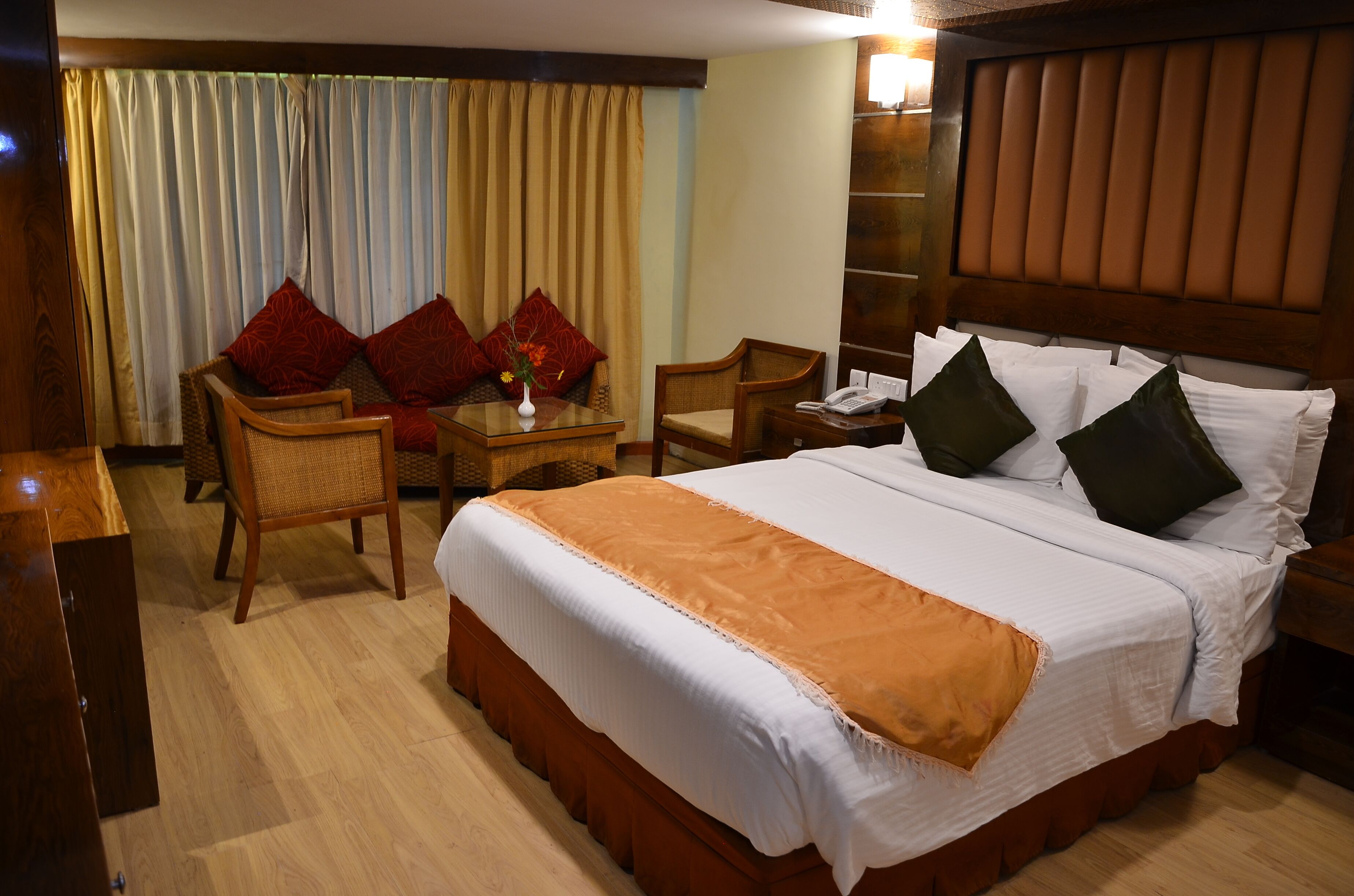 Suíte estúdio família | Camas com colchões pillow-top, cofres nos quartos