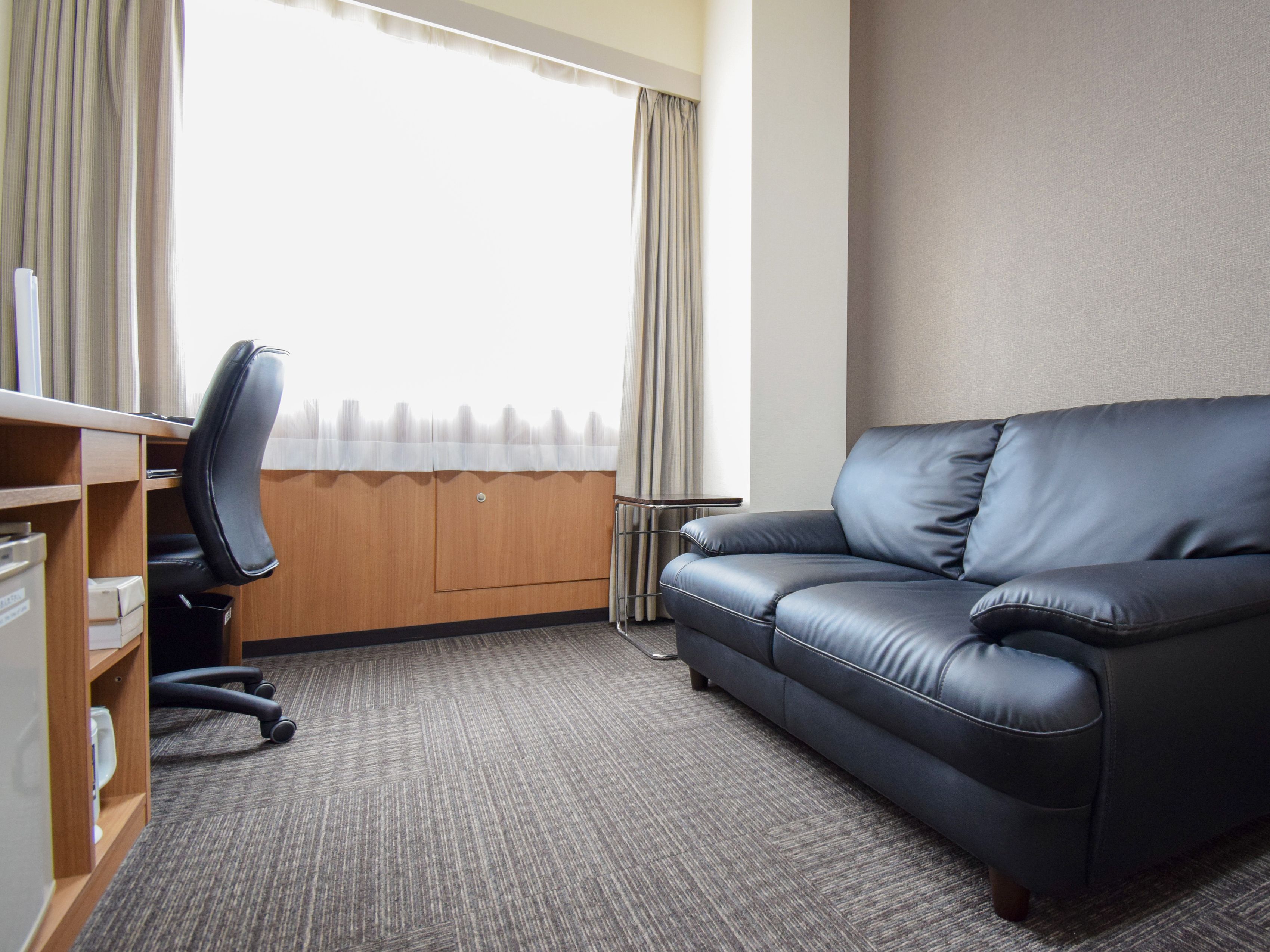 double room, 1 double bed, non smoking | 1 bedroom, down duvets, in-room safe, desk