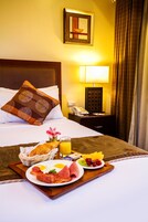 Kamar Deluks | Minibar, brankas, meja kerja, dan Wi-Fi gratis