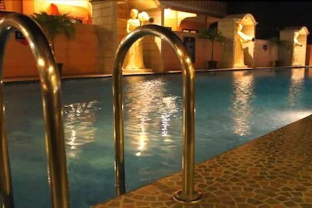 Hotel Mega Lestari
