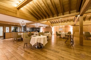 Desayuno buffet todos los días (con cargo)