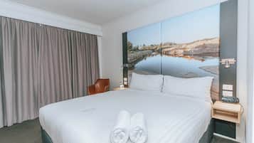 Chambre Standard, 1 trĂšs grand lit