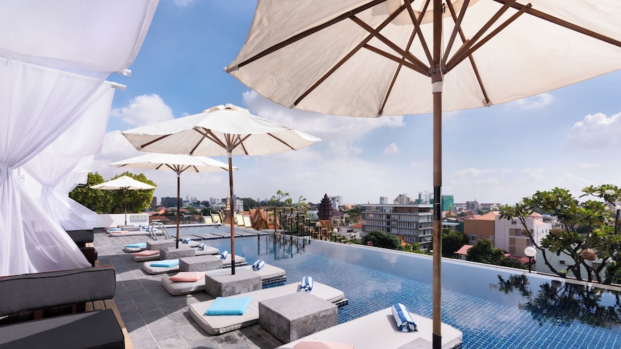 Patio Hotel & Urban Resort
