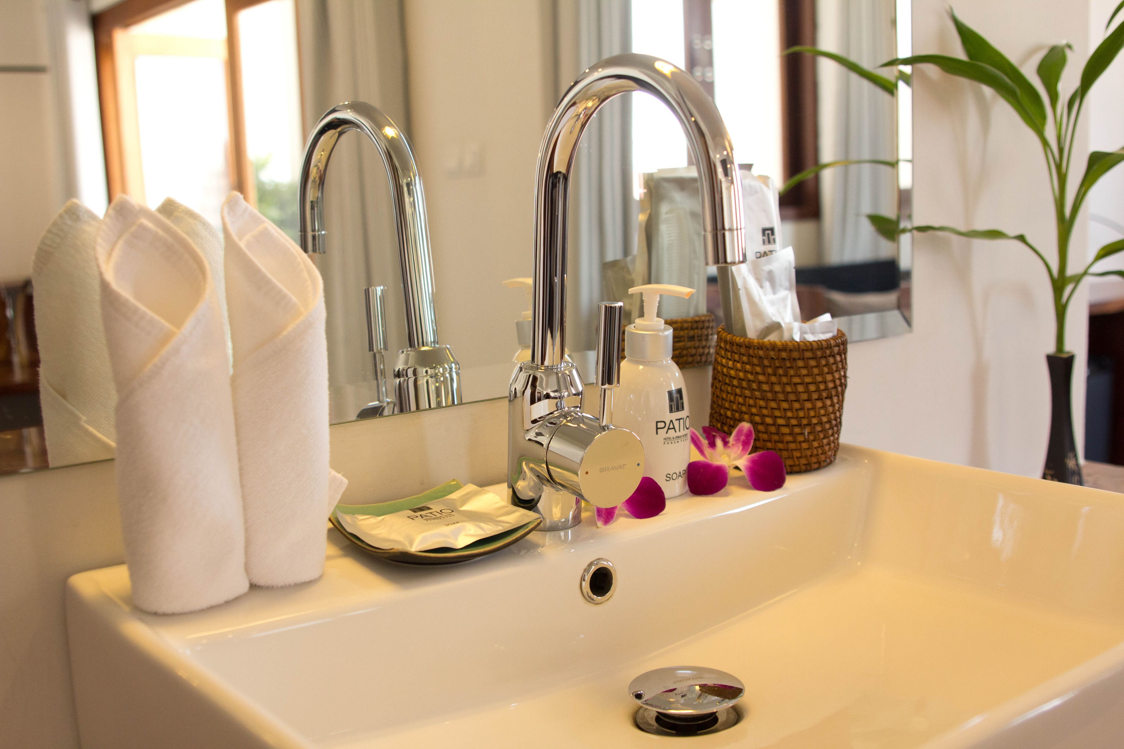 suite, patio | bathroom sink