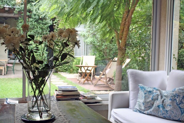 Sala de estar en el lobby