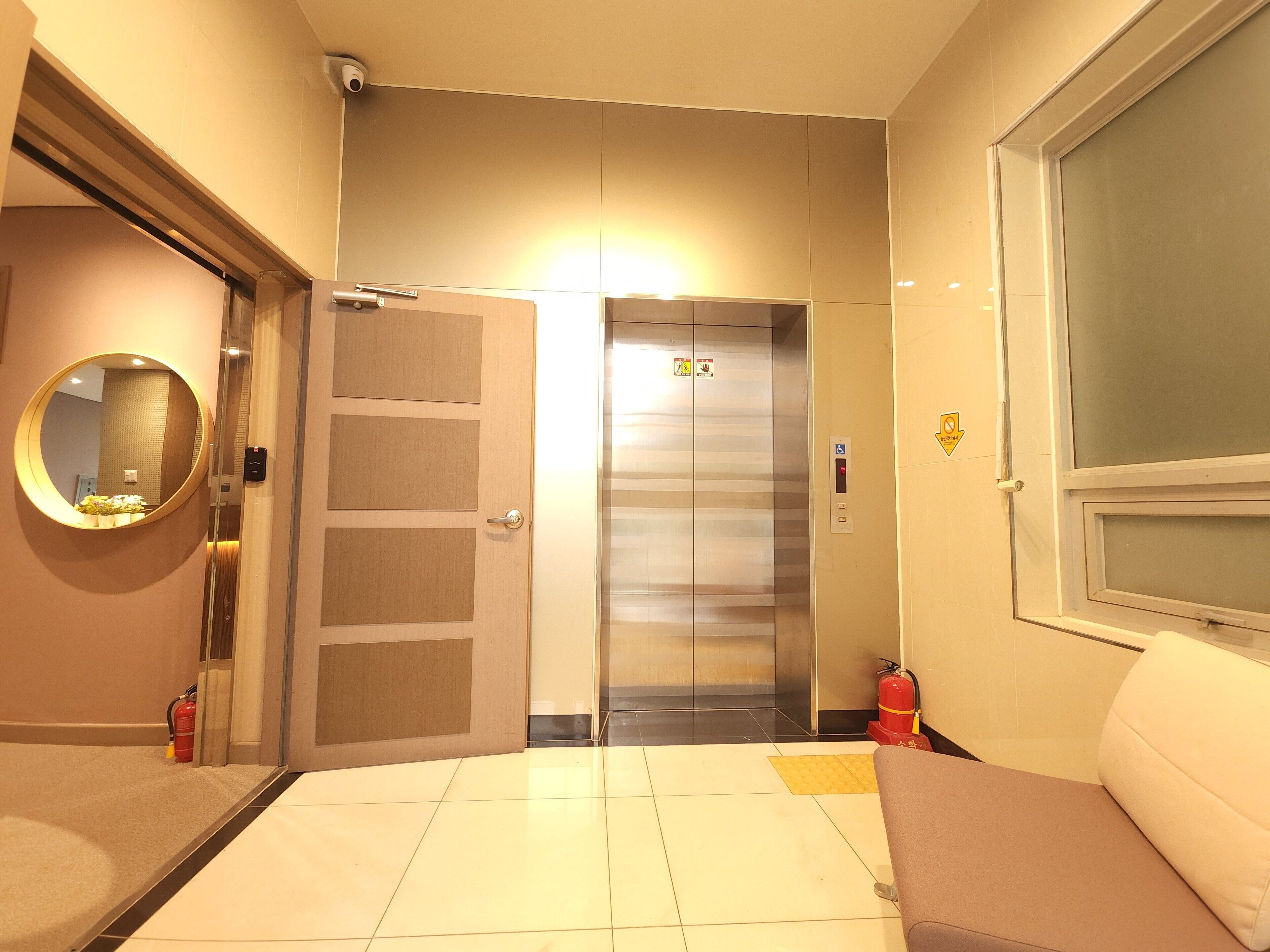 Photo - OYO Hostel Myeongdong 2