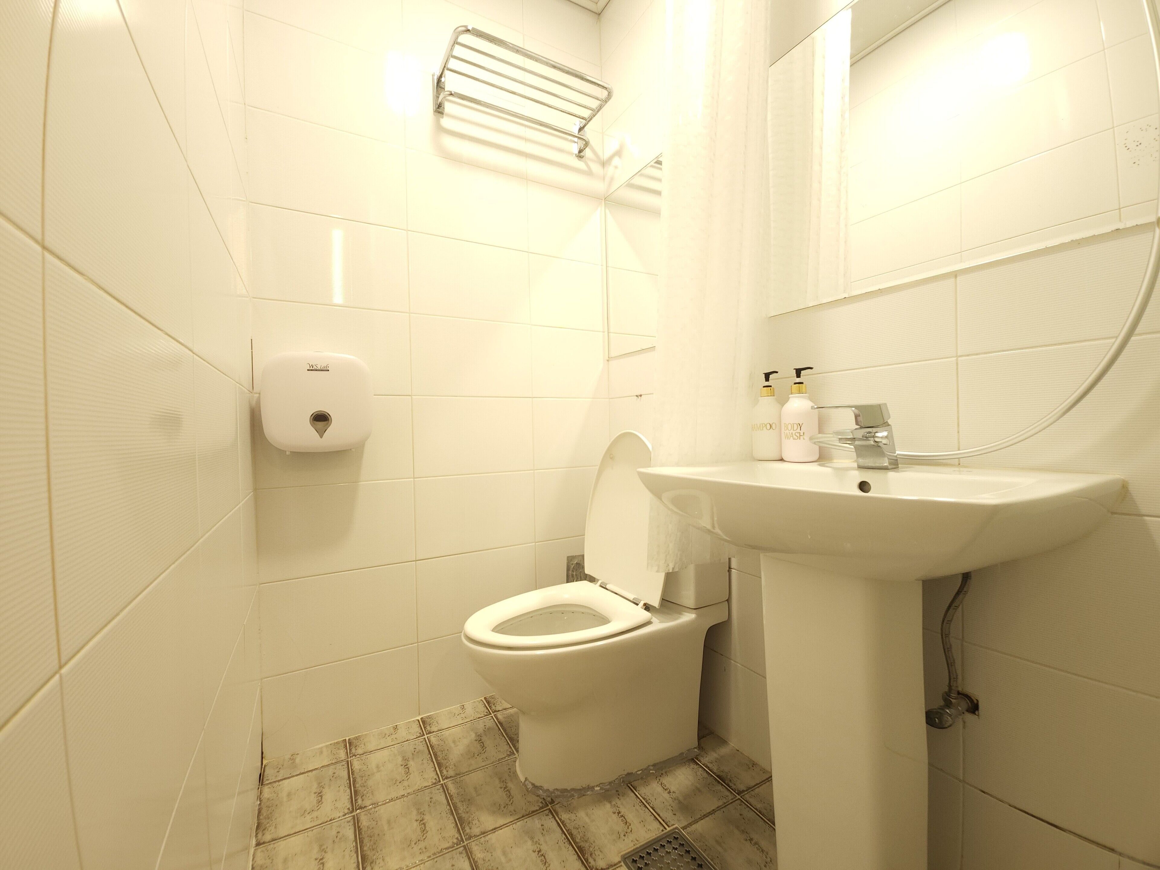Photo - OYO Hostel Myeongdong 2