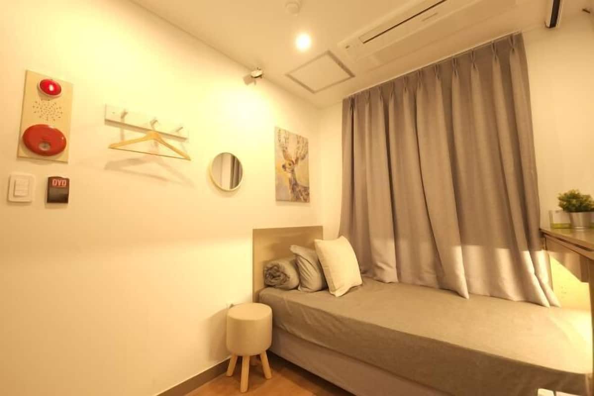 ผ้านวมขนเป็ด, ตกแต่งพิเศษโดยเฉพาะ, โต๊ะทำงาน, Wi-Fi ฟรี