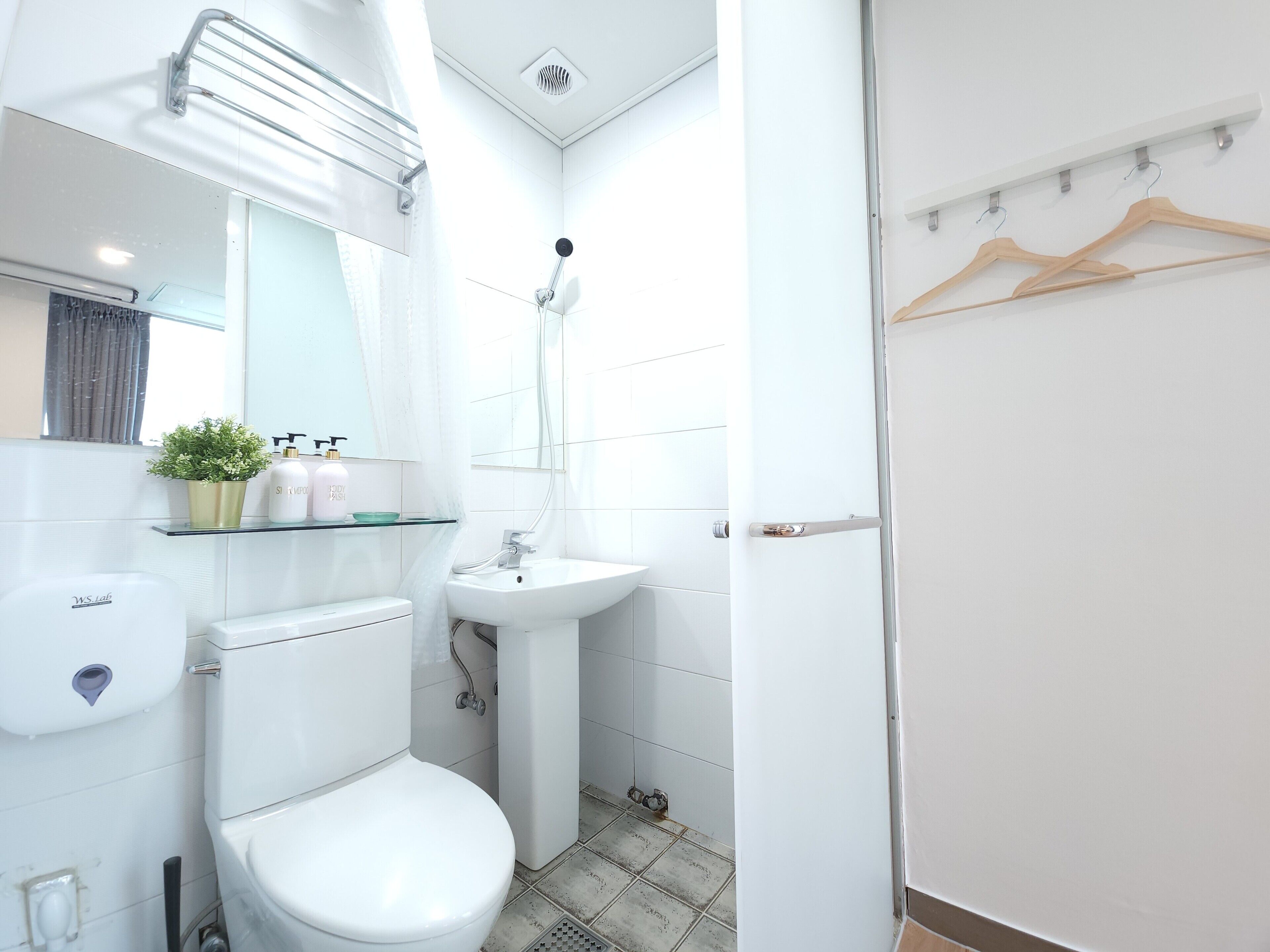 Photo - OYO Hostel Myeongdong 2