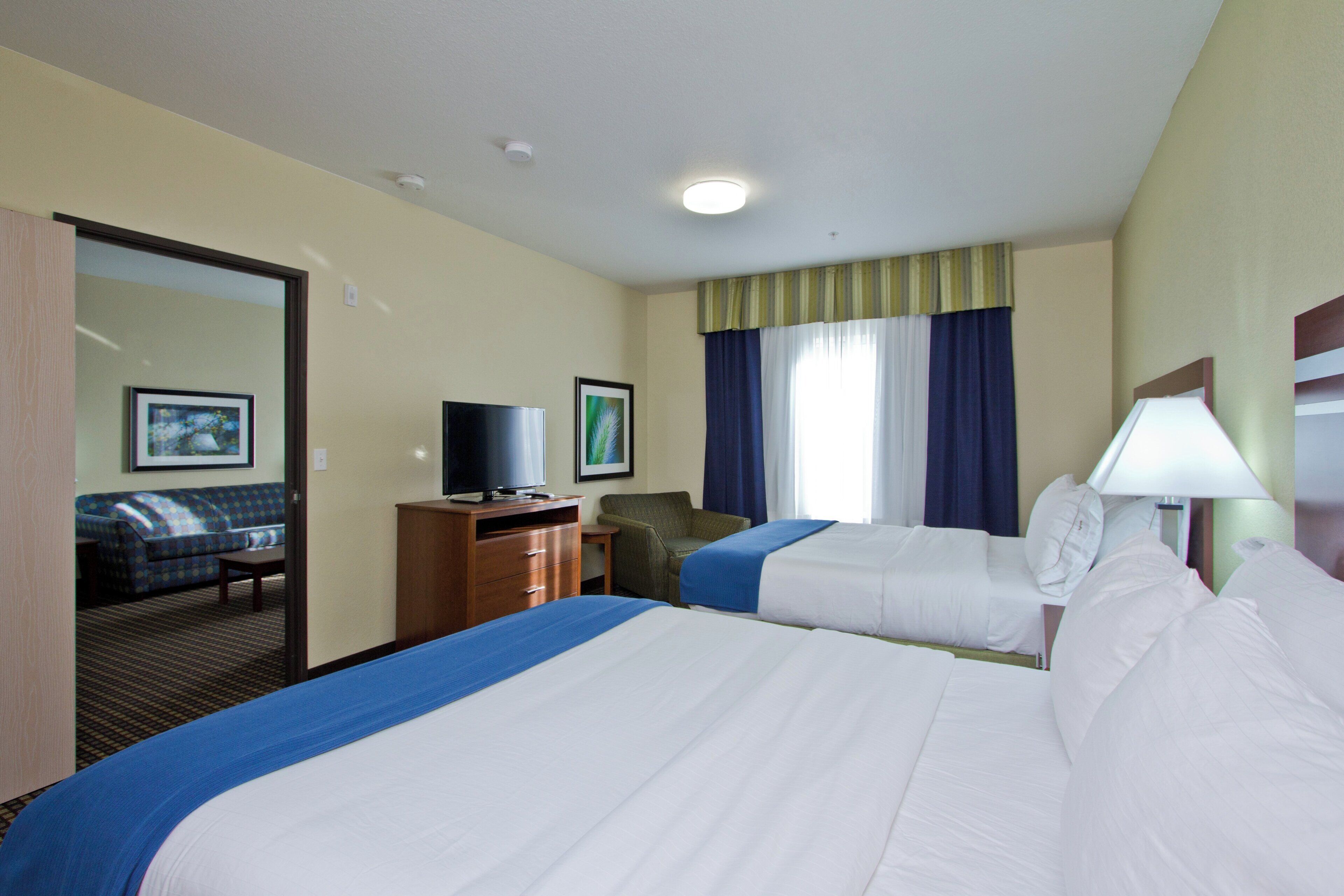 Photo - Holiday Inn Express and Suites Denver East Peoria Street by IHG