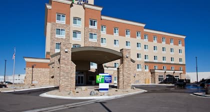 Holiday Inn Express Hotel & Suites Denver East-Peoria Street by IHG