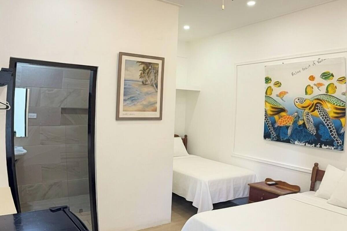 Wifi gratis, decoración personalizada y muebles diferentes 