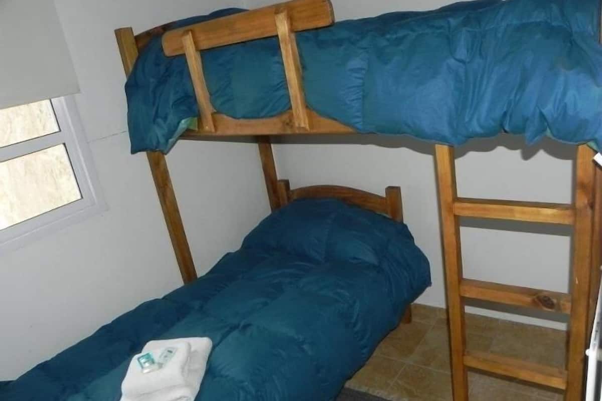 deluxe apartment, 2 bedrooms, mountain view (family of 4 ) | in-room safe, free wifi