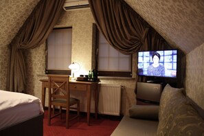 Premium bedding, Select Comfort beds, in-room safe