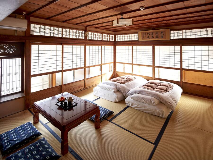 Iron/ironing board, free WiFi