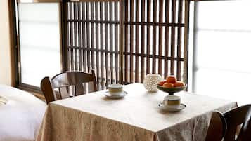 1 多间卧室、熨斗/熨衣板、免费 WiFi