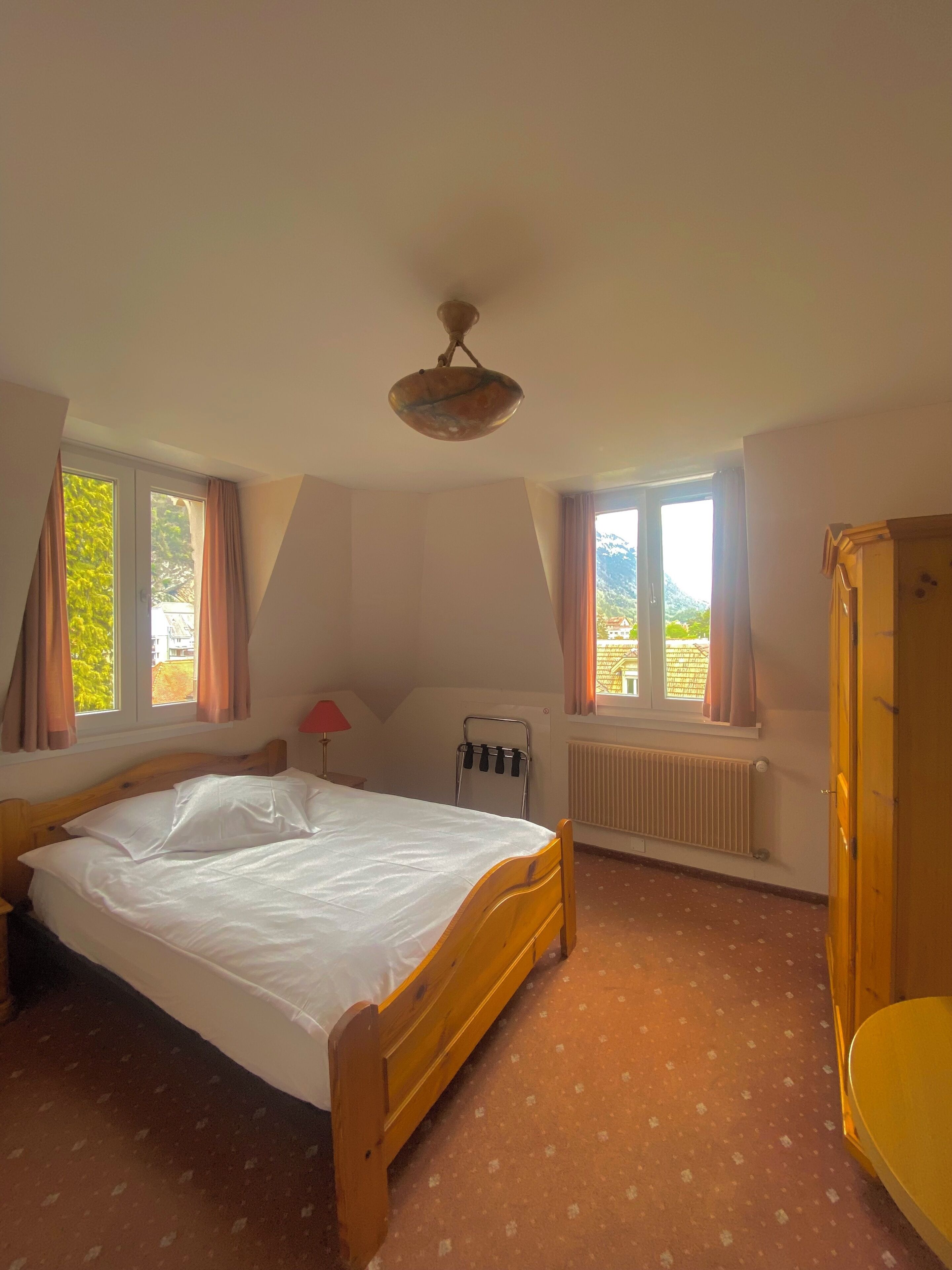 budget double or twin room  | in-room safe, free wifi, bed sheets