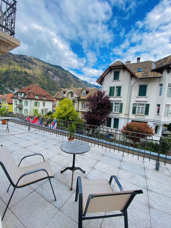 Coffres-forts dans les chambres, Wi-Fi gratuit, draps fournis