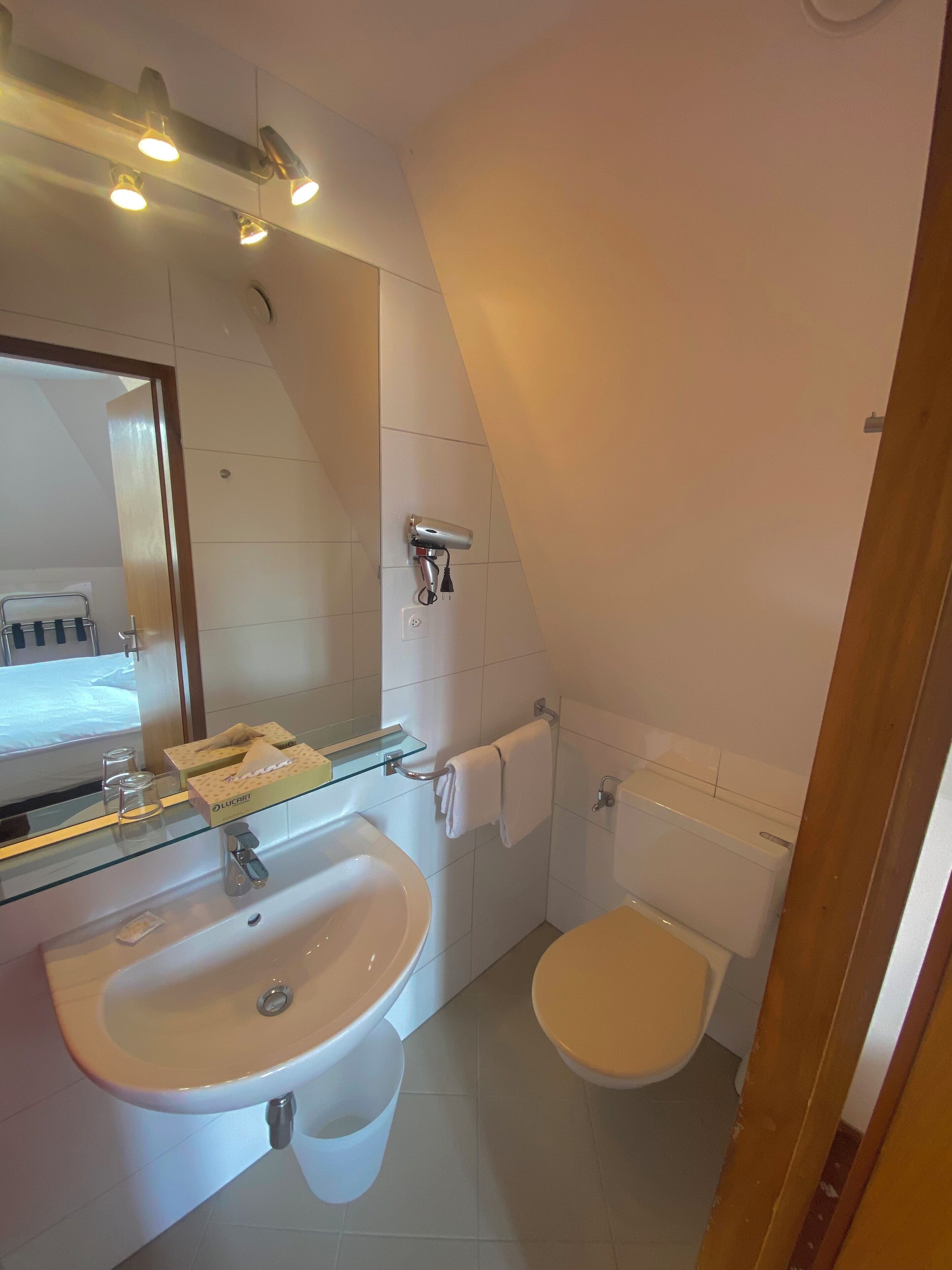 budget double or twin room  | in-room safe, free wifi, bed sheets