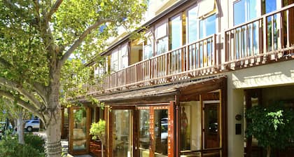 iKhaya Boutique Hotel