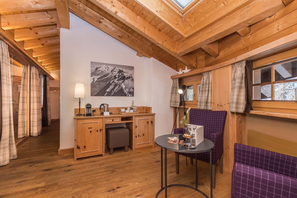 Comfort Suite, Balcony | Living area | TV