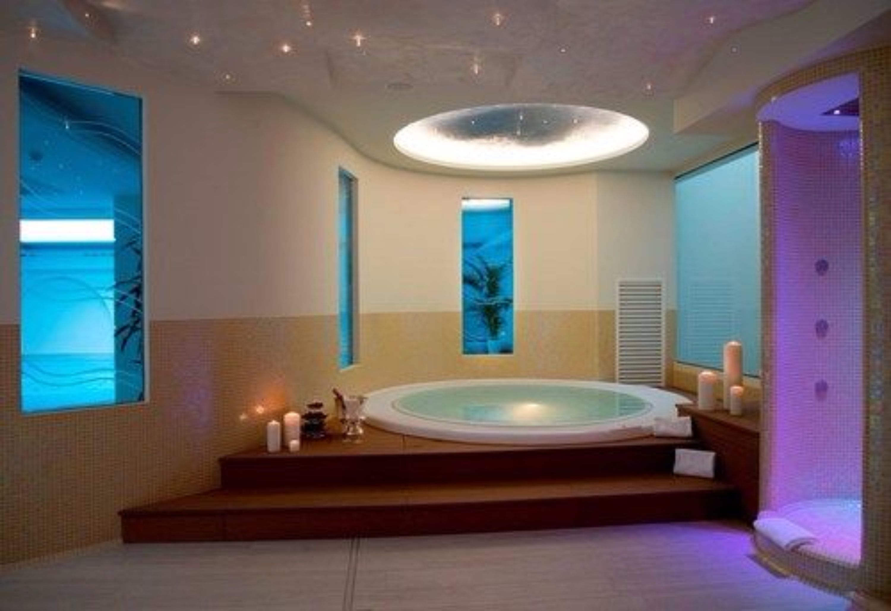 Indoor spa tub