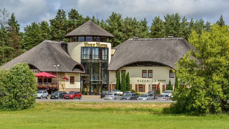 Port Hotel