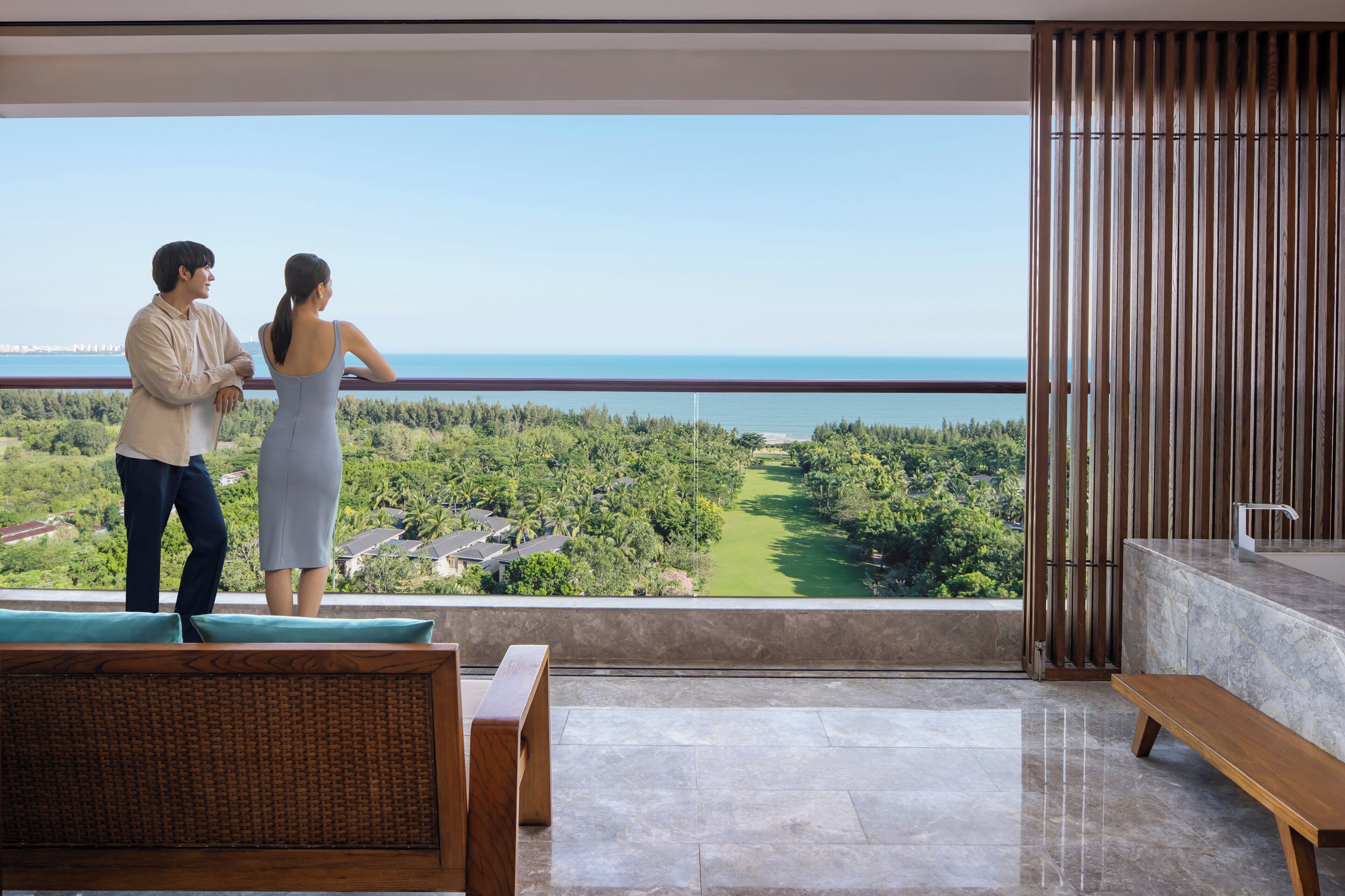 Chambre Classique, 1 très grand lit, vue mer (High Floor)