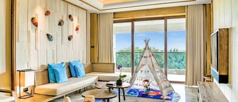 Suite (Up to 2 Guests) | Vista desde la habitación