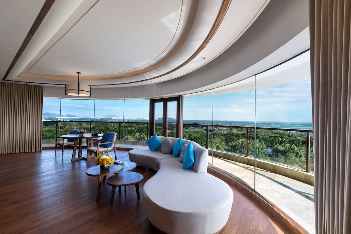 Suite, 1 Bedroom, Club lounge access, Sea View