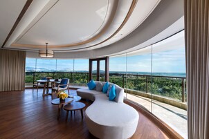 Suite, 1 Bedroom, Club Lounge Access, Sea View | Minibar, in-room safe, desk, blackout drapes