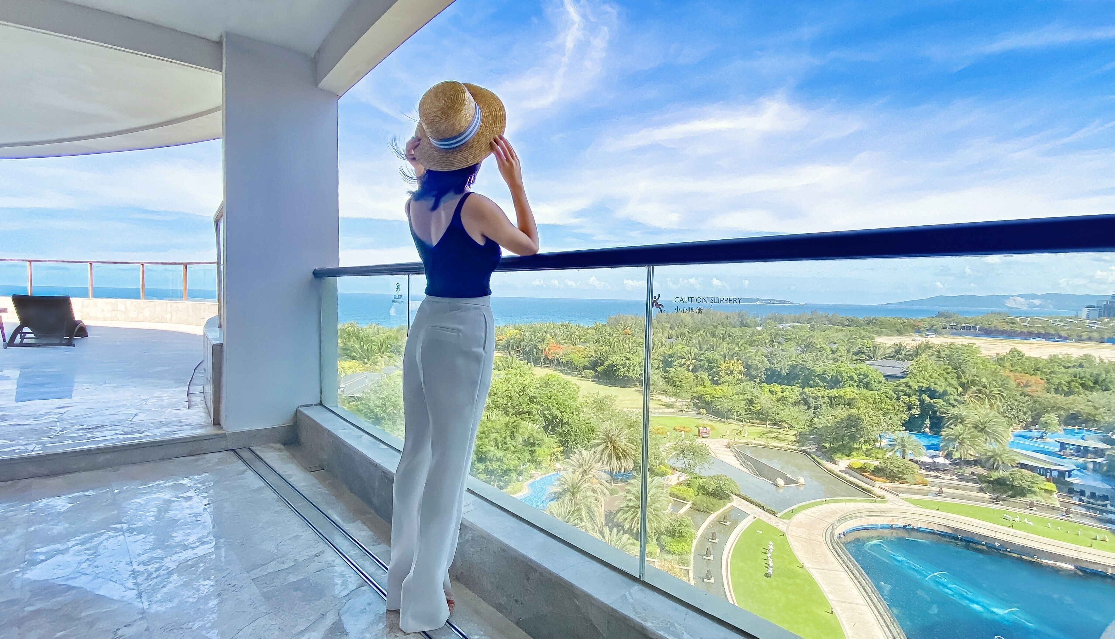 Suite, 1 chambre, accès au salon club, vue mer | Salle de bain