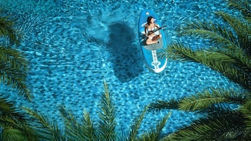 2 kolam renang outdoor