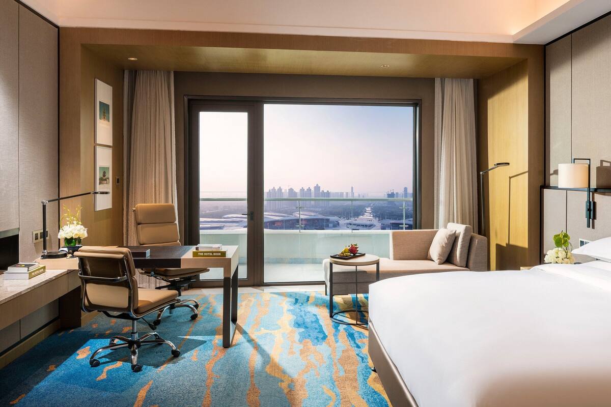 1 Schlafzimmer, hochwertige Bettwaren, Minibar, Zimmersafe