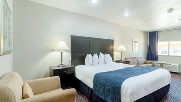 Hochwertige Bettwaren, Pillowtop-Betten, Bügeleisen/Bügelbrett